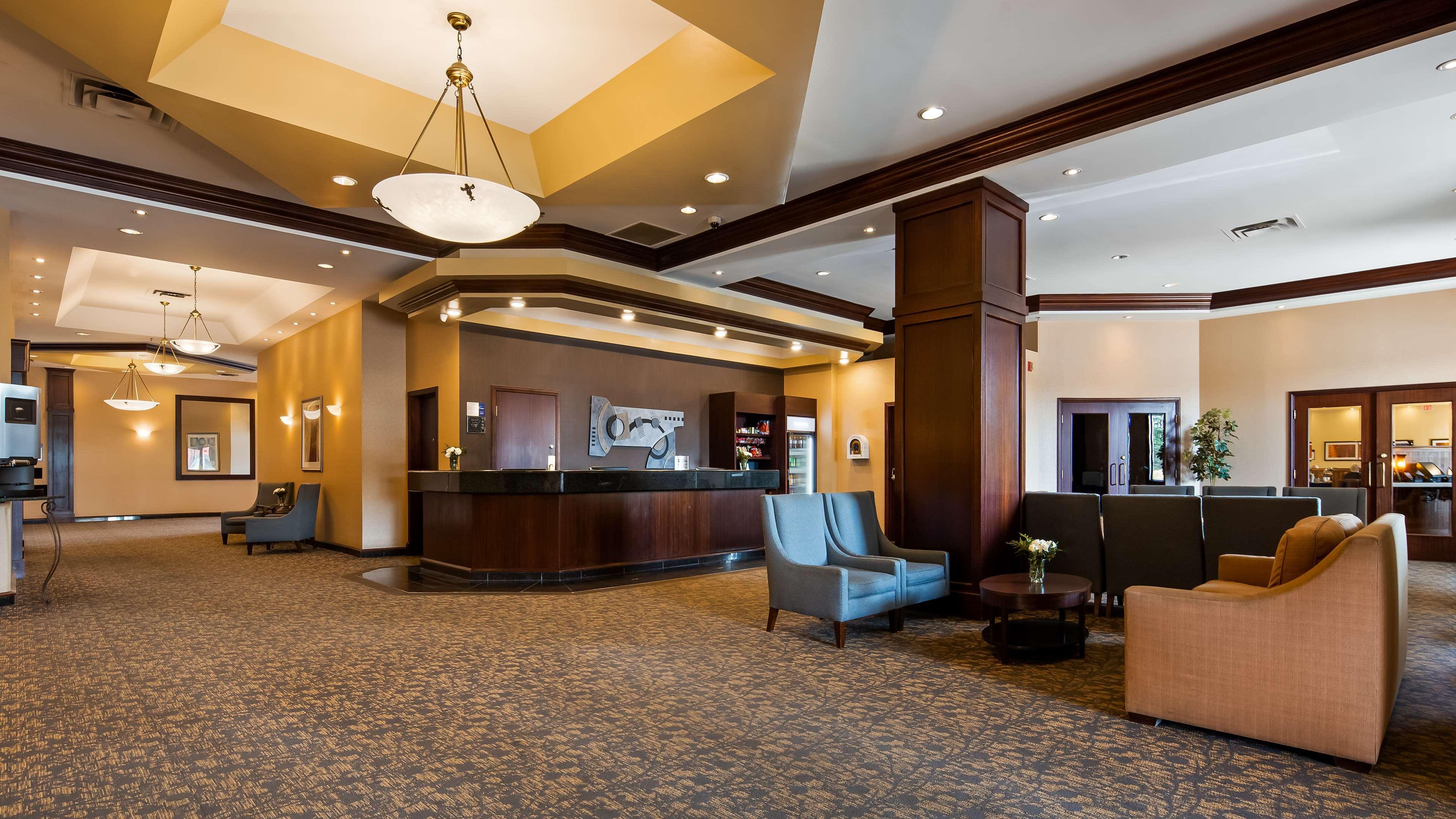 Best Western Plus Winnipeg Airport Hotel Buitenkant foto