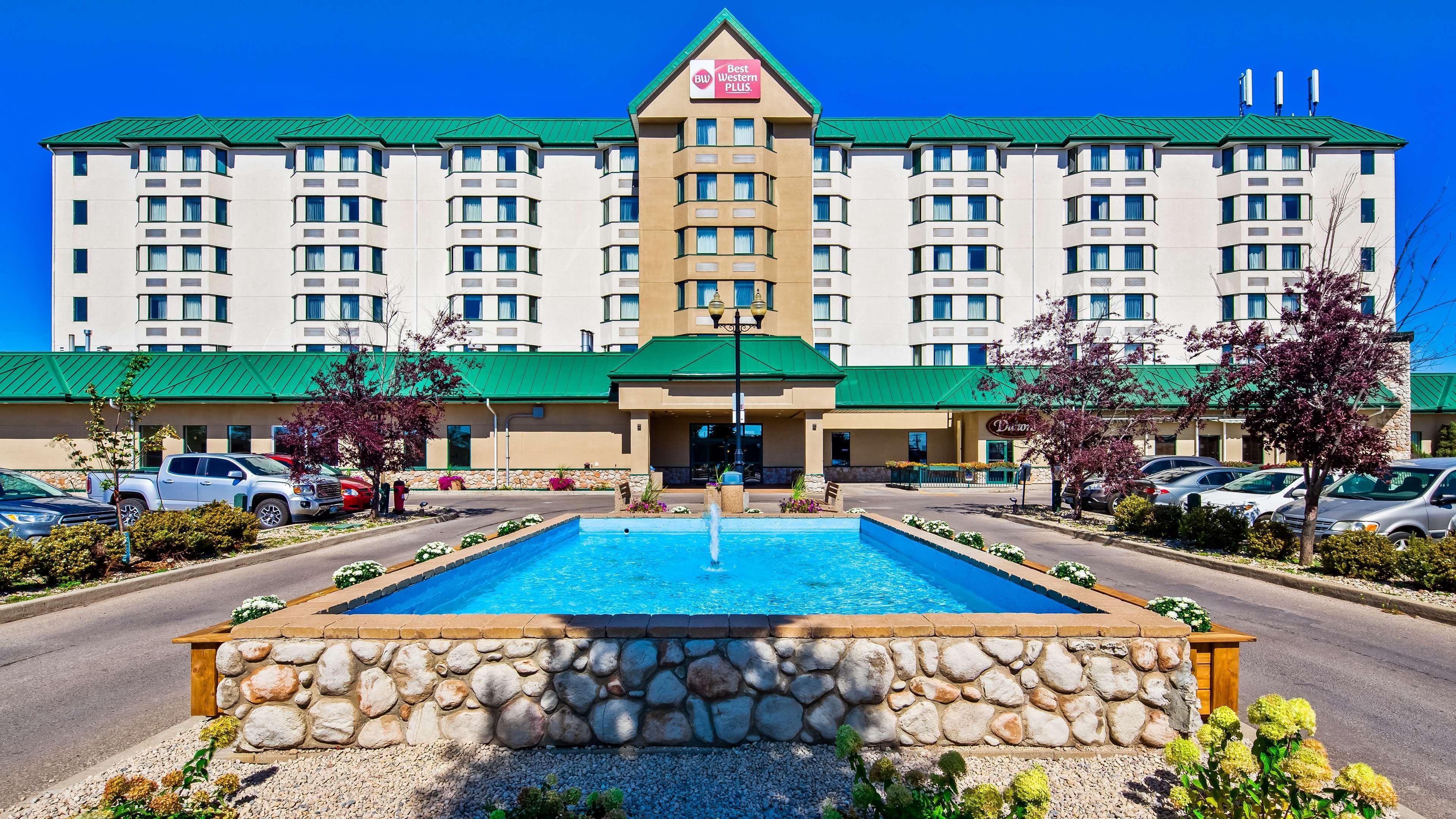 Best Western Plus Winnipeg Airport Hotel Buitenkant foto