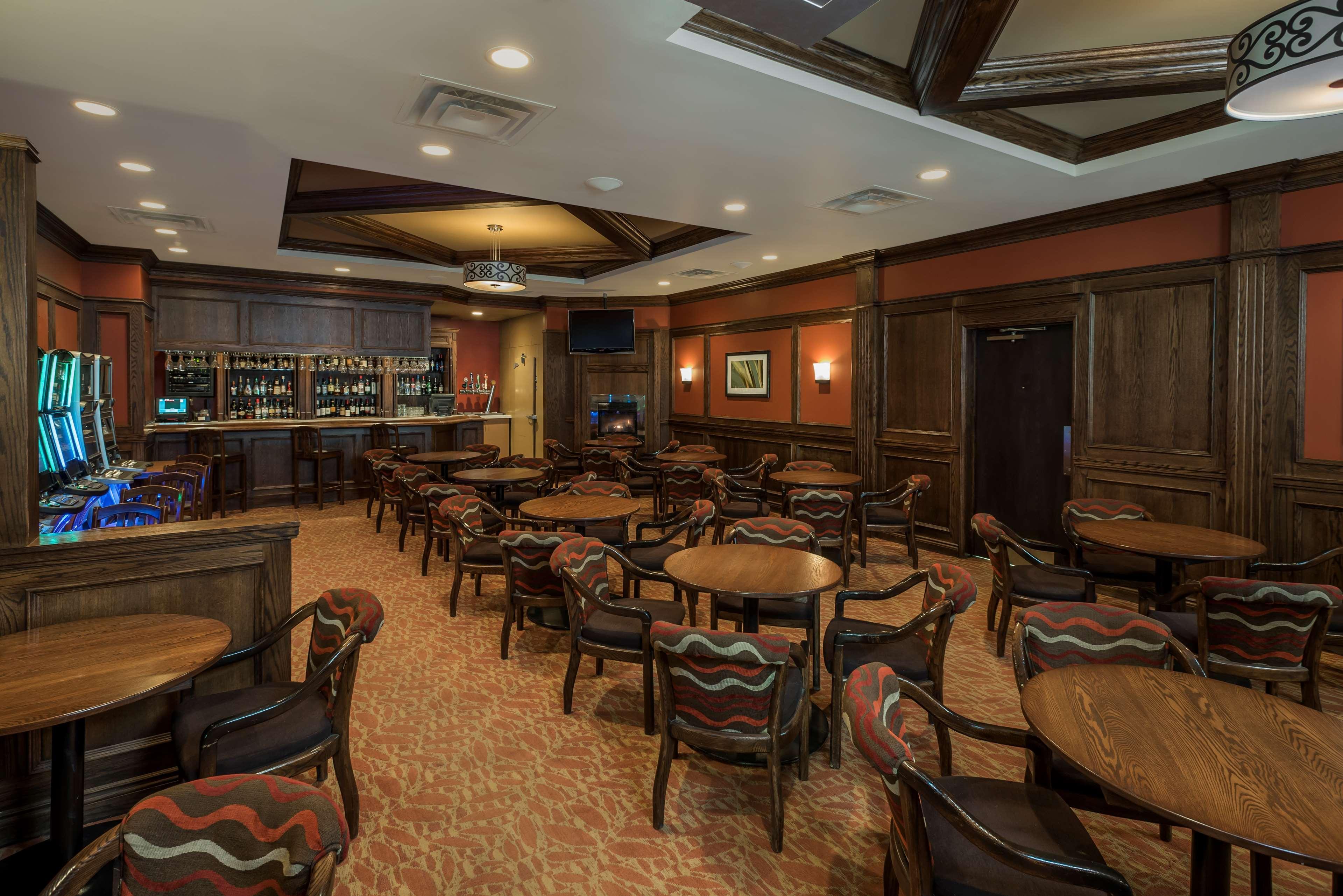 Best Western Plus Winnipeg Airport Hotel Buitenkant foto