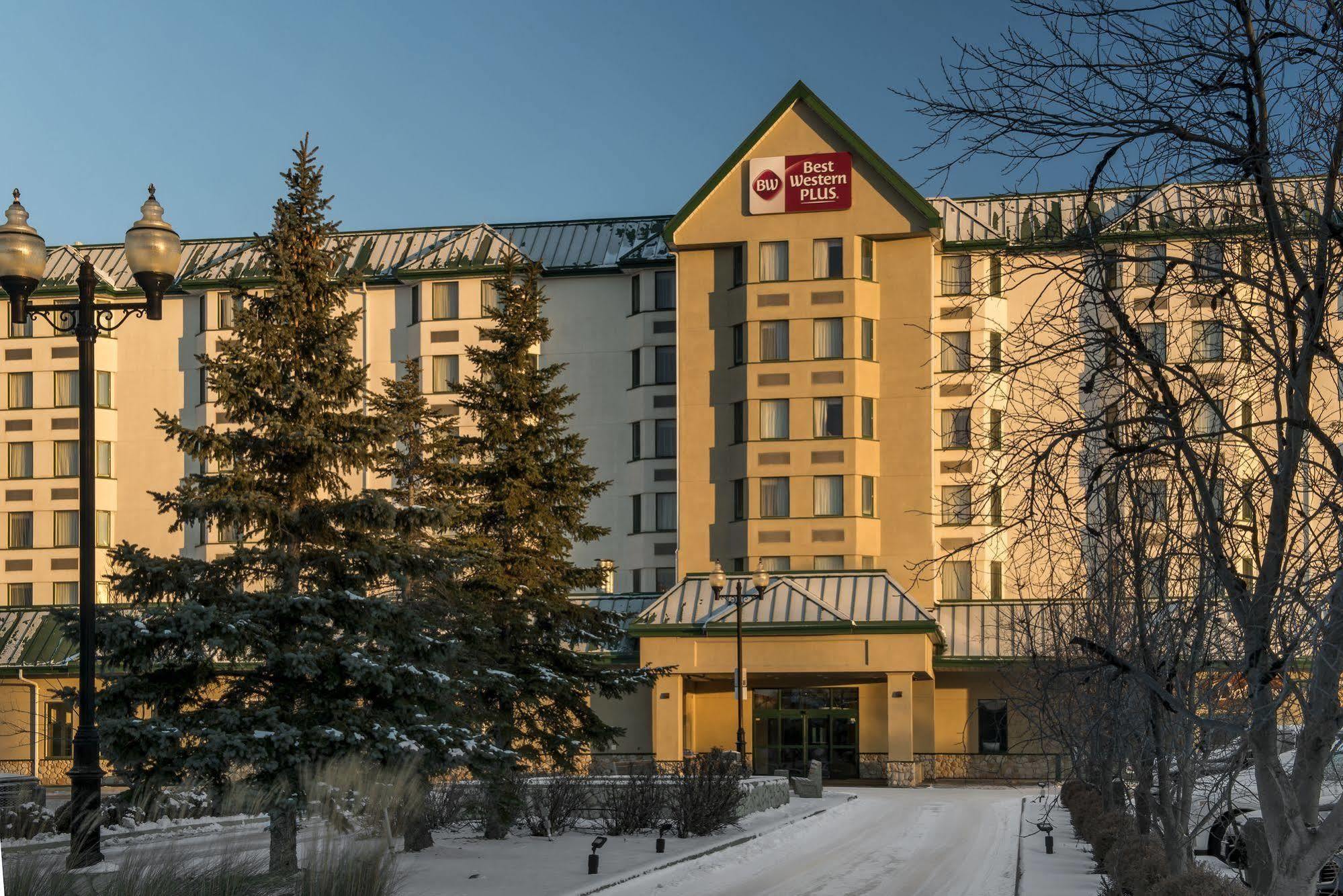 Best Western Plus Winnipeg Airport Hotel Buitenkant foto
